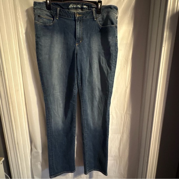 Eddie Bauer Denim - Eddie Bauer Jeans Womens 16 Blue‎ Slightly Curvy Straight Leg Medium Wash Denim